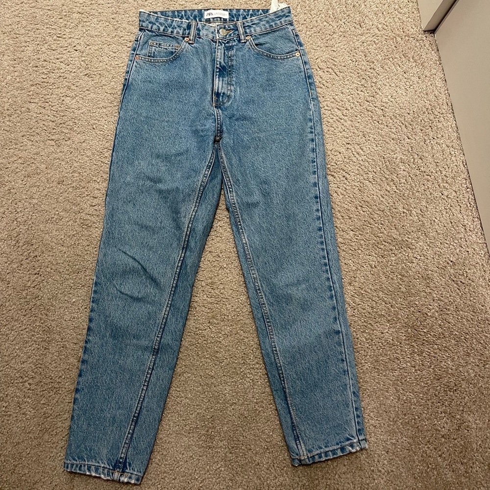 Zara Mom Jeans Size 4